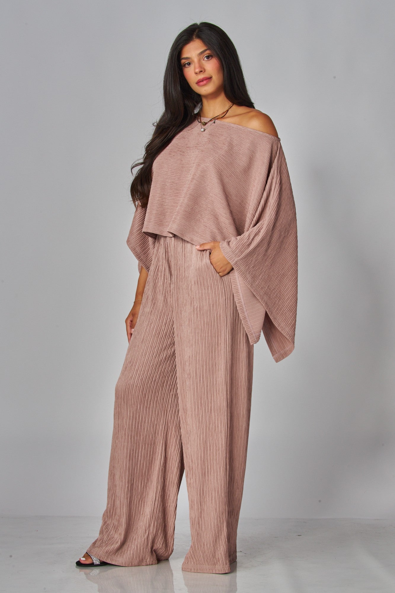 Love Poem Crinkled Plisse Cape Kimono Luxury Pants Set