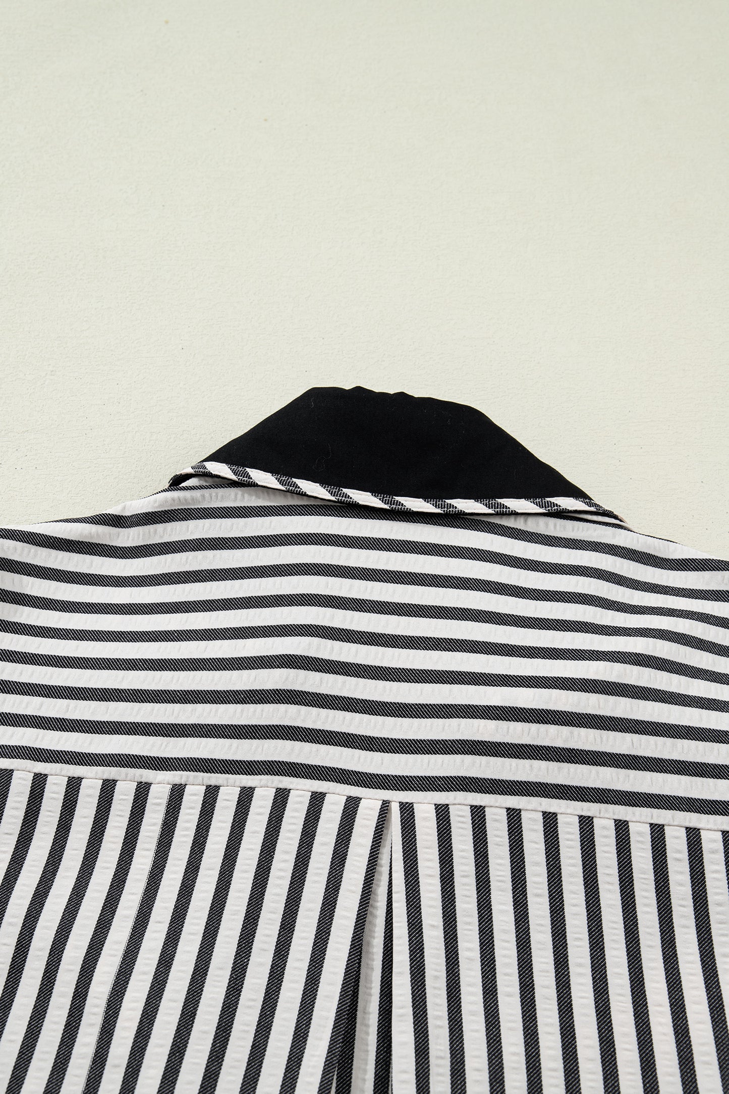 Black Stripe Collared Split Neck Short Bubble Sleeve Blouse