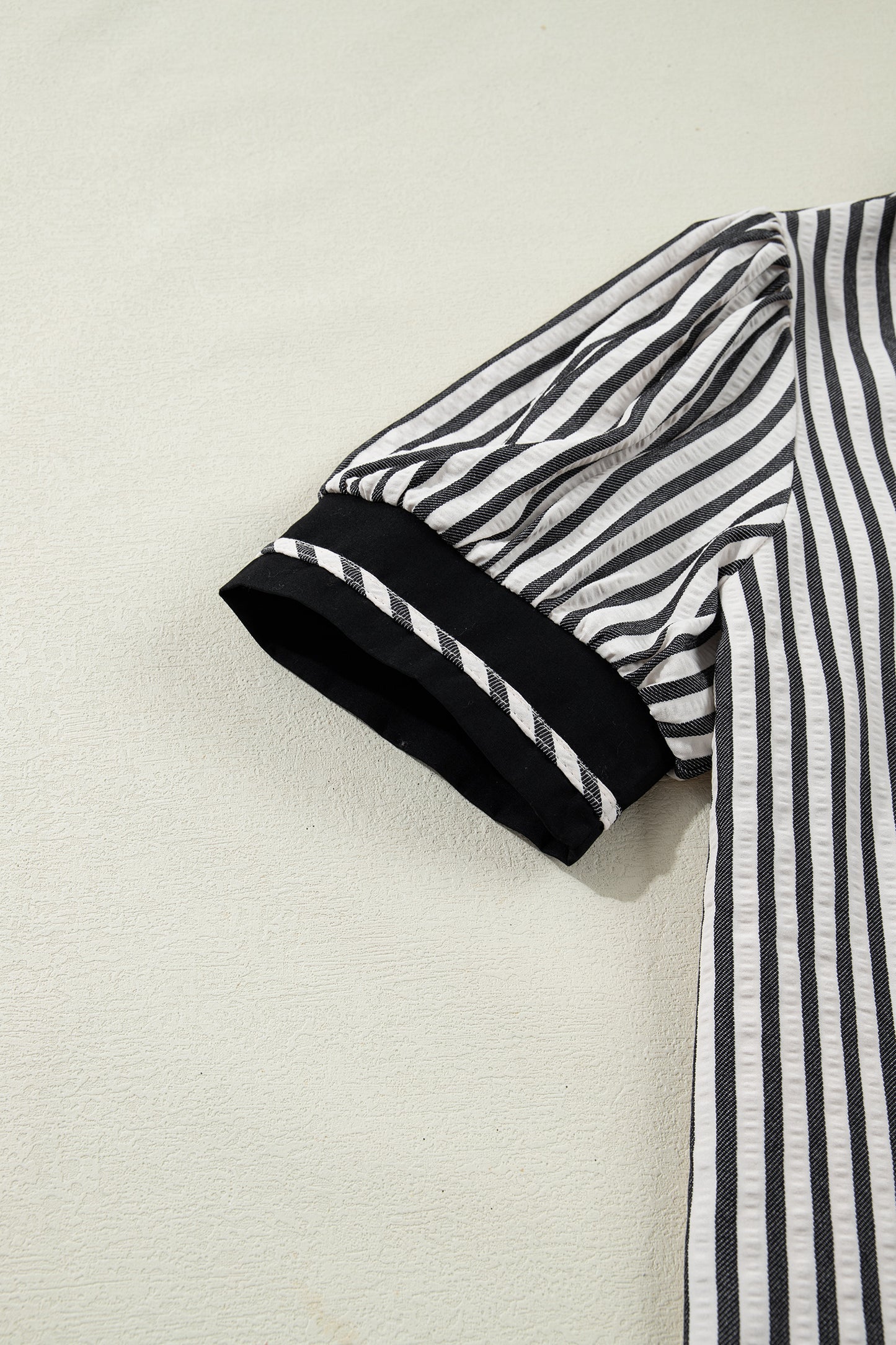 Black Stripe Collared Split Neck Short Bubble Sleeve Blouse